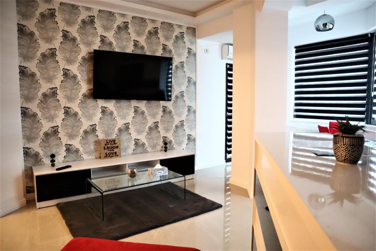 Thomas Luxury Apartment นาโวดาริ ภายนอก รูปภาพ